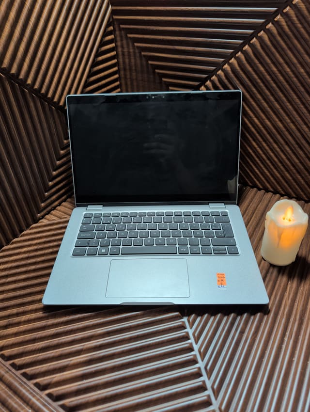 Dell Latitude 3340, photo réelle