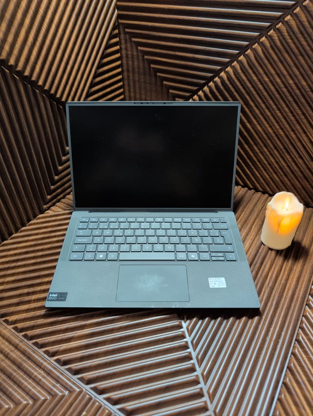 Dell Precision 5490, photo réelle