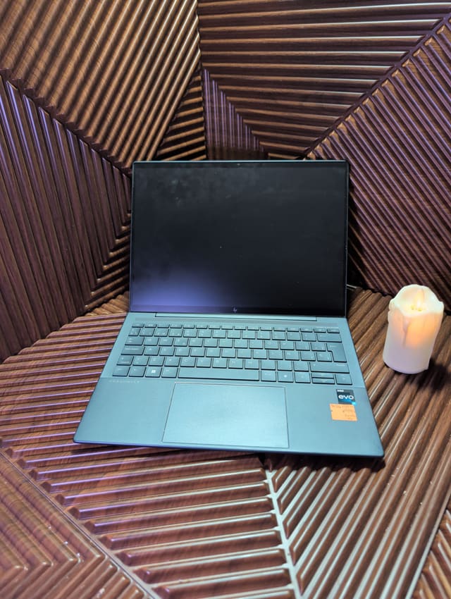 HP Elite Dragonfly 13 G3, photo réelle