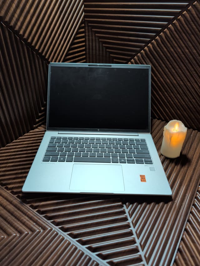 HP EliteBook 645 14 G11, photo réelle