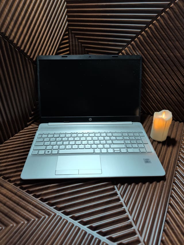 HP 15-dw1xxx, photo réelle