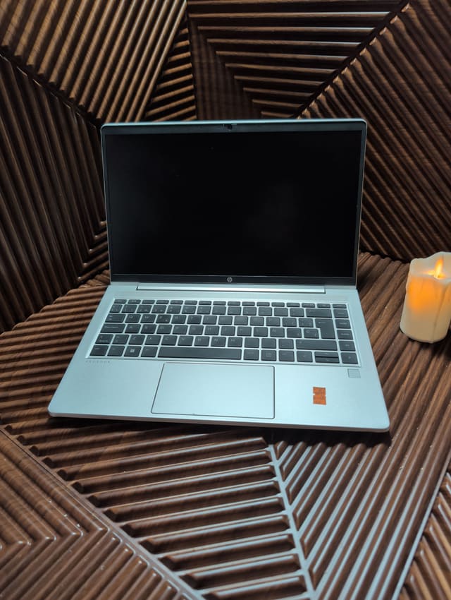 HP ProBook 440 14 G10, photo réelle