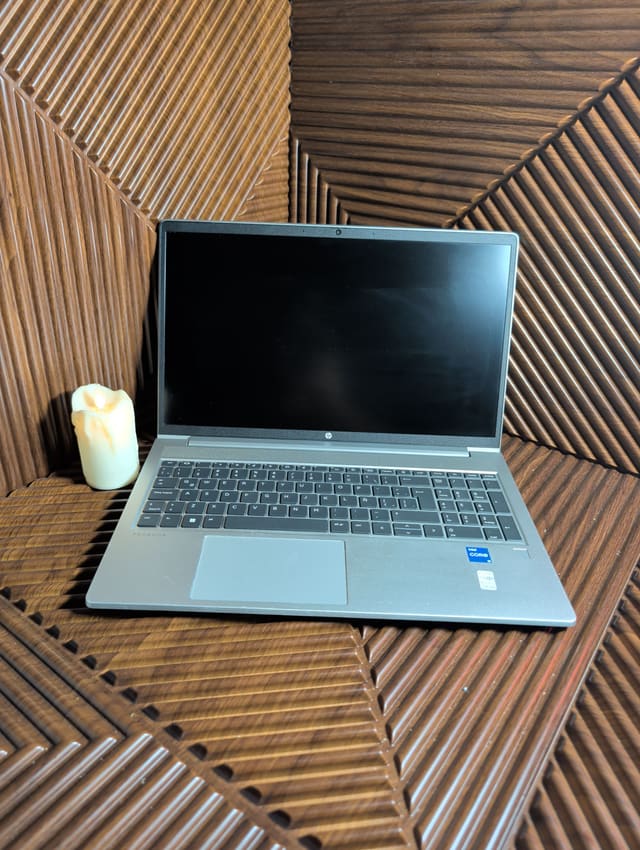 HP ProBook 450 15 G9, photo réelle