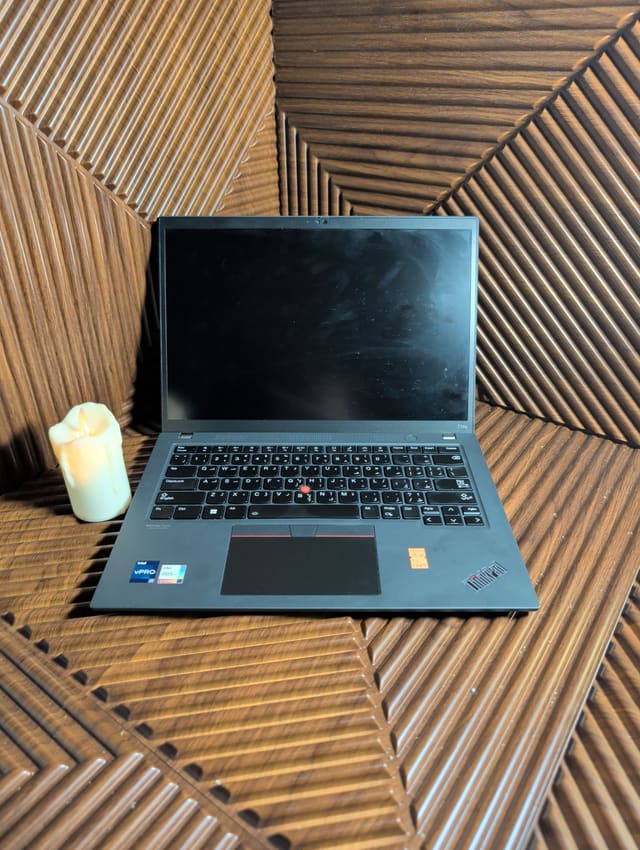 Lenovo ThinkPad T14s Gen 3, photo réelle