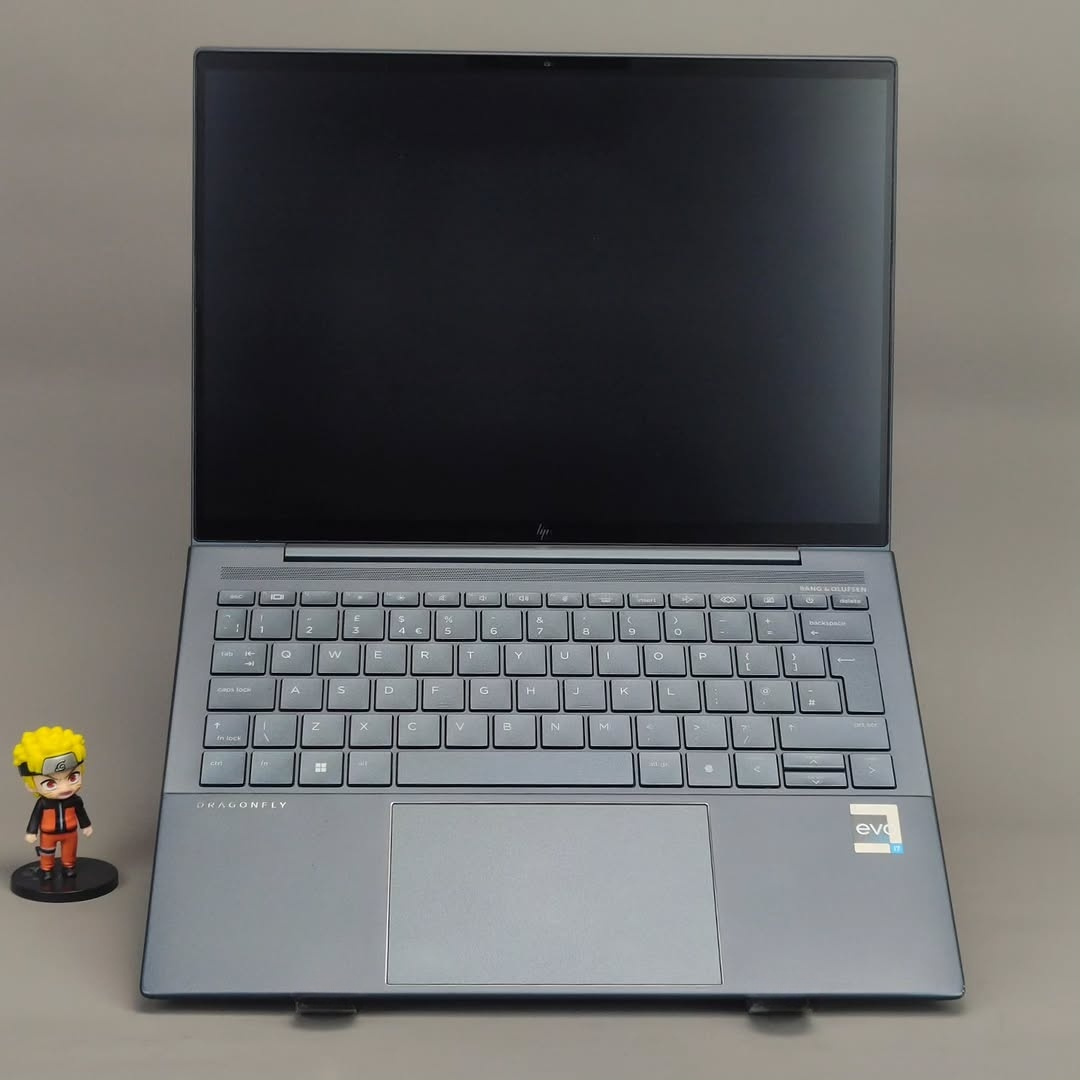 HP HP Dragonfly 13.5 inch G4 Notebook PC - I7-1355U - 16GB - 512 - 13" (tactile) - 1920x1280 FHD+ / 86% (97Cy)