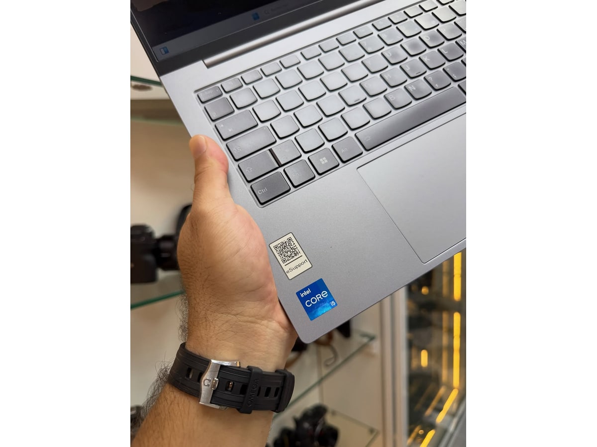 LENOVO ThinkBook 14 G8 IRL - Intel Core 7 240H - 16GB - 512 - 14" - 98% (18Cy)