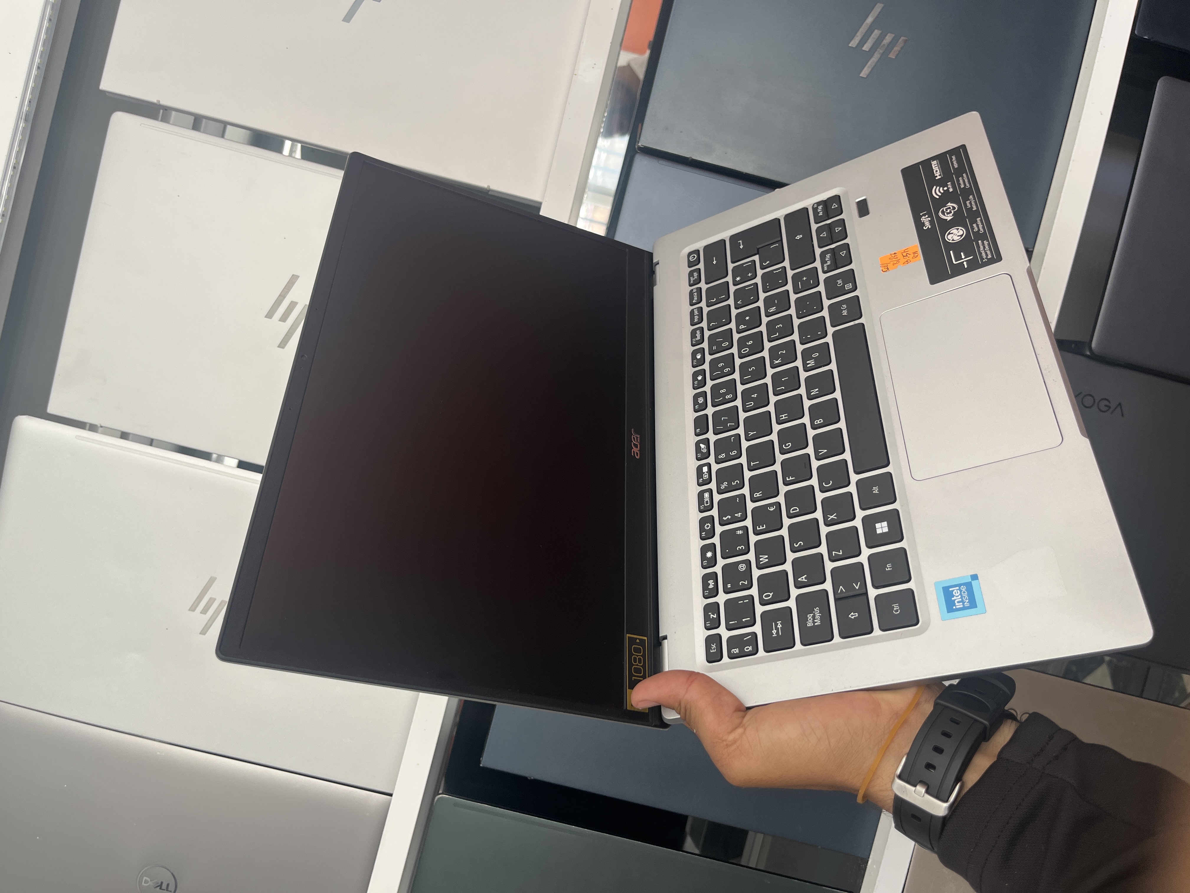 Acer Swift SF114-34 - Intel Celeron N4500 @ 1.10GHz - 8GB - 256 - 14" - 90% (142Cy)