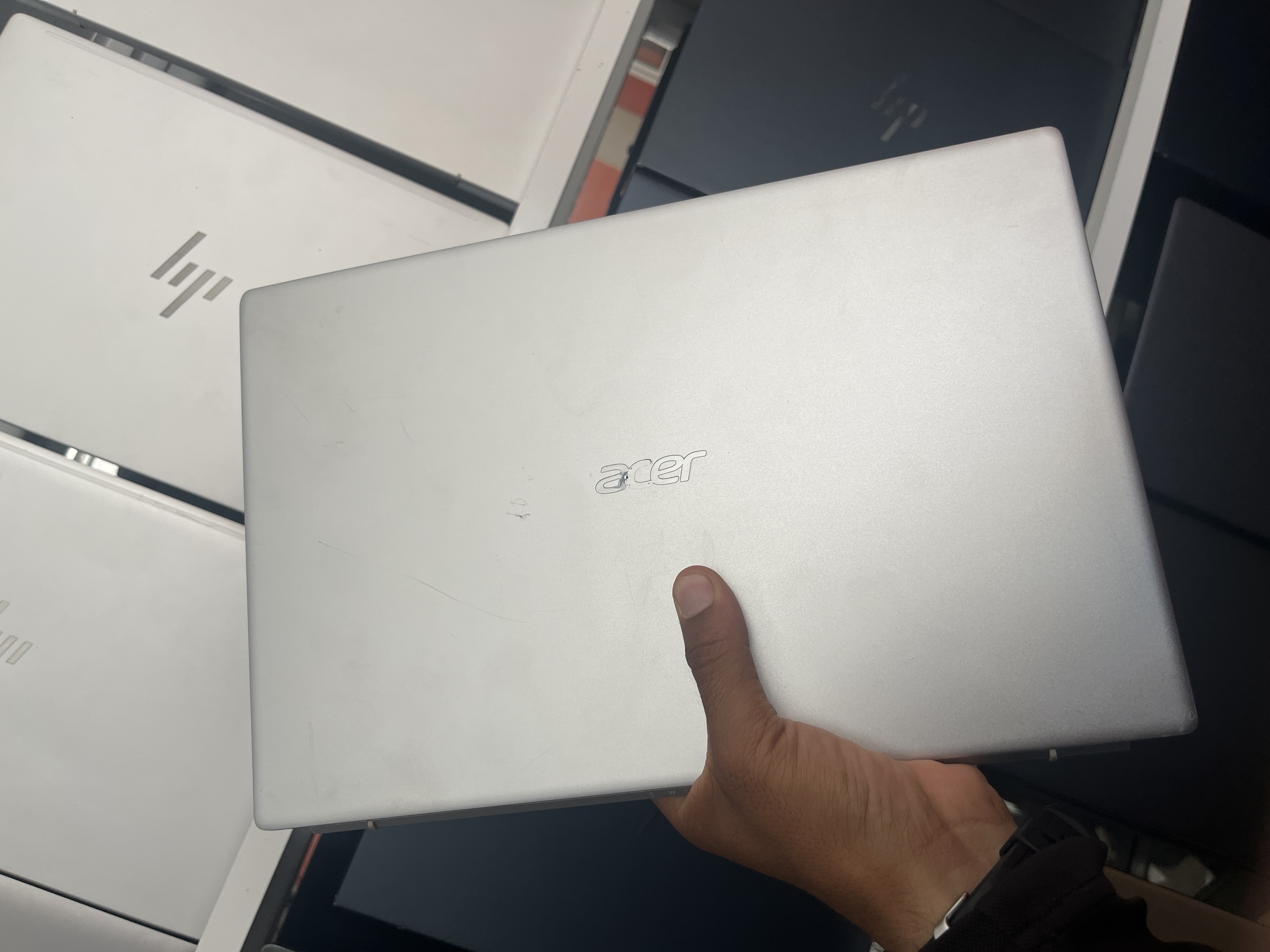 Acer Swift SF114-34 - Intel Celeron N4500 @ 1.10GHz - 8GB - 256 - 14" - 90% (142Cy)