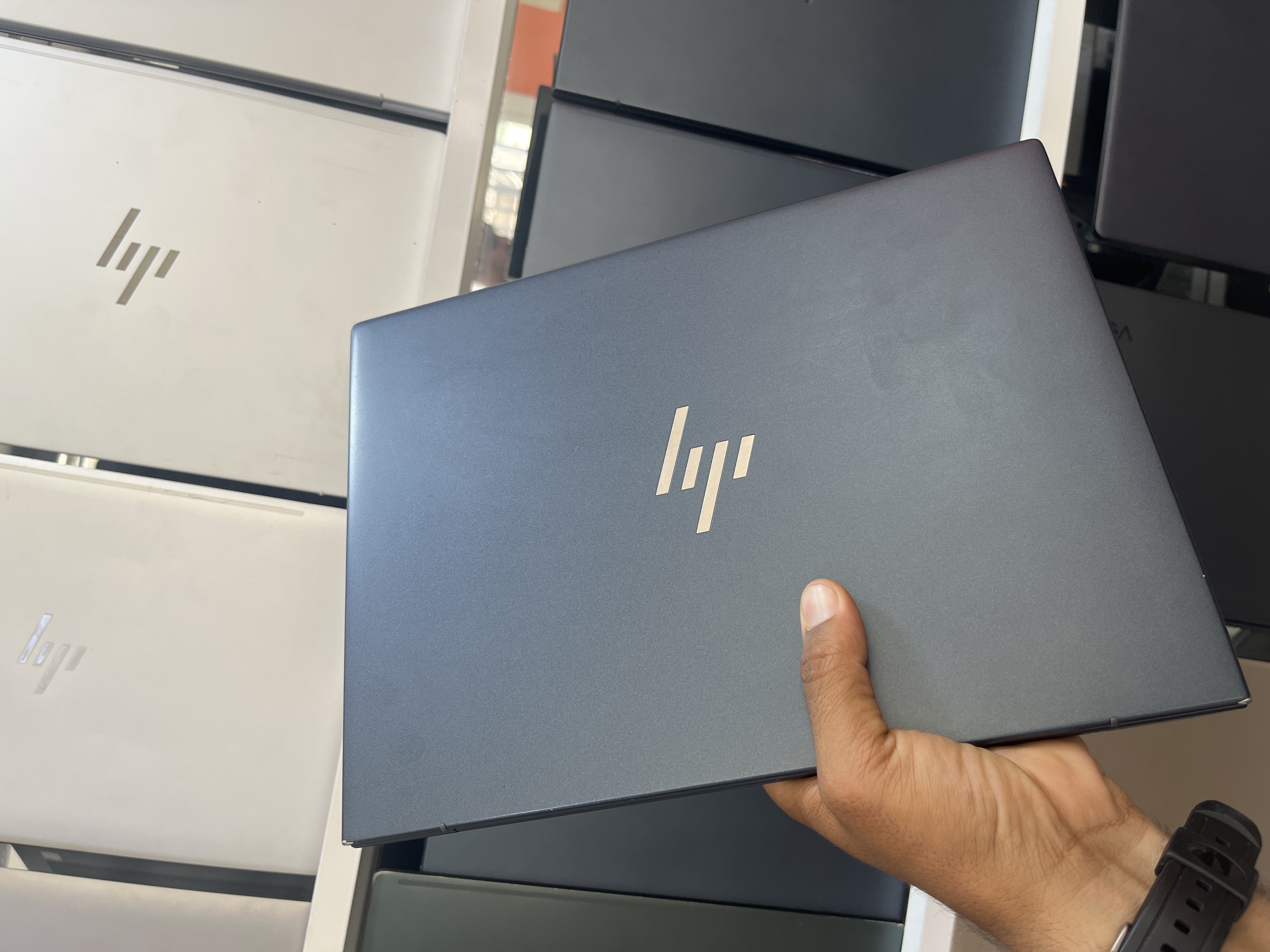 HP HP Elite Dragonfly 13.5 inch G3 Notebook PC - I5-1245U - 16GB - 1024 - 14" (tactile) - 1920x1280 FHD+ / 69% (716Cy)