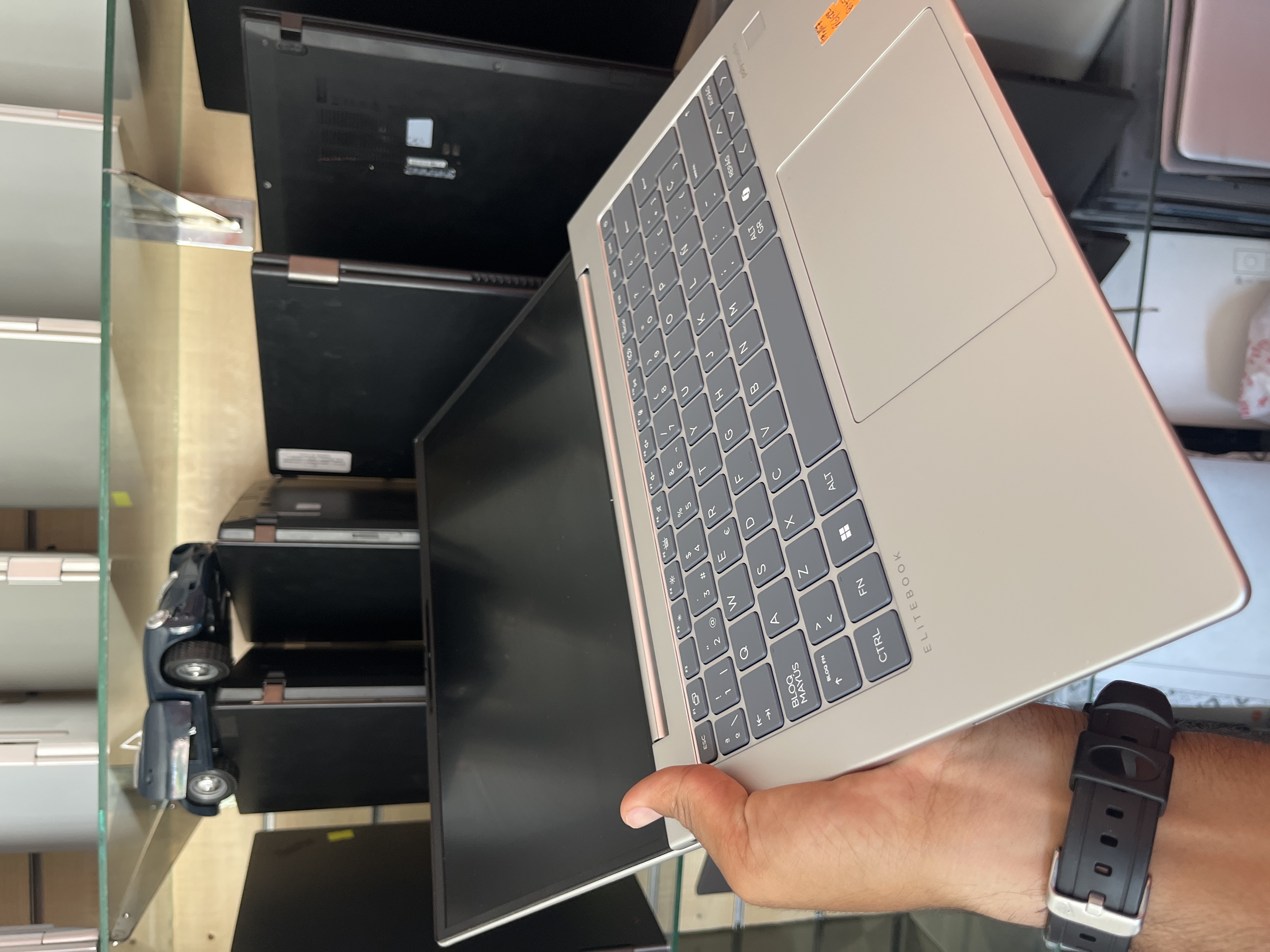 HP HP EliteBook 645 14 inch G11 Notebook PC - AMD Ryzen 7 Pro 7735U with Radeon Graphics - 16GB - 512 - 14" - 93% (14Cy)