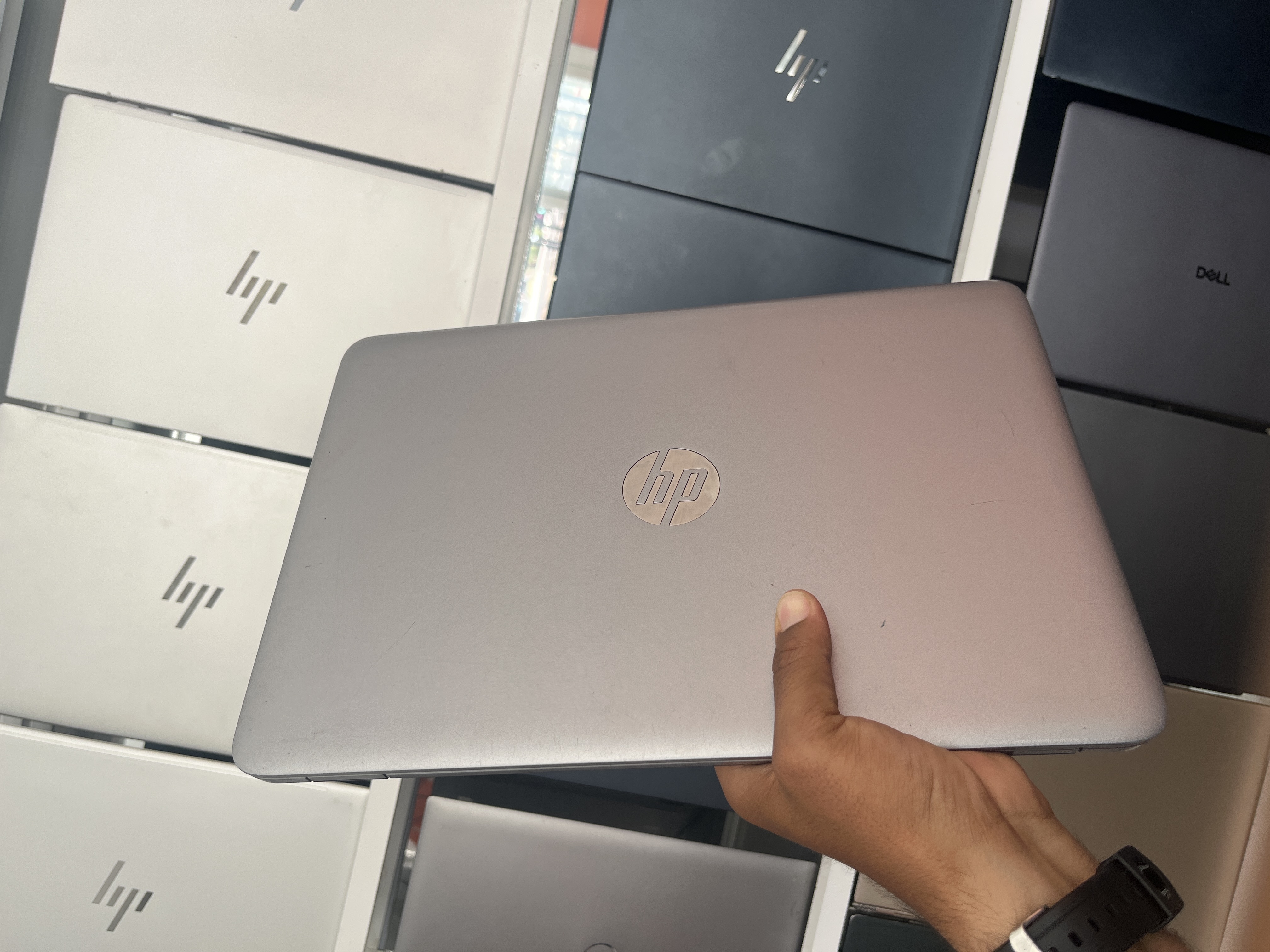 HP HP EliteBook 840 G3 - I5-6300U - 16GB - 256 - 14" - 100%