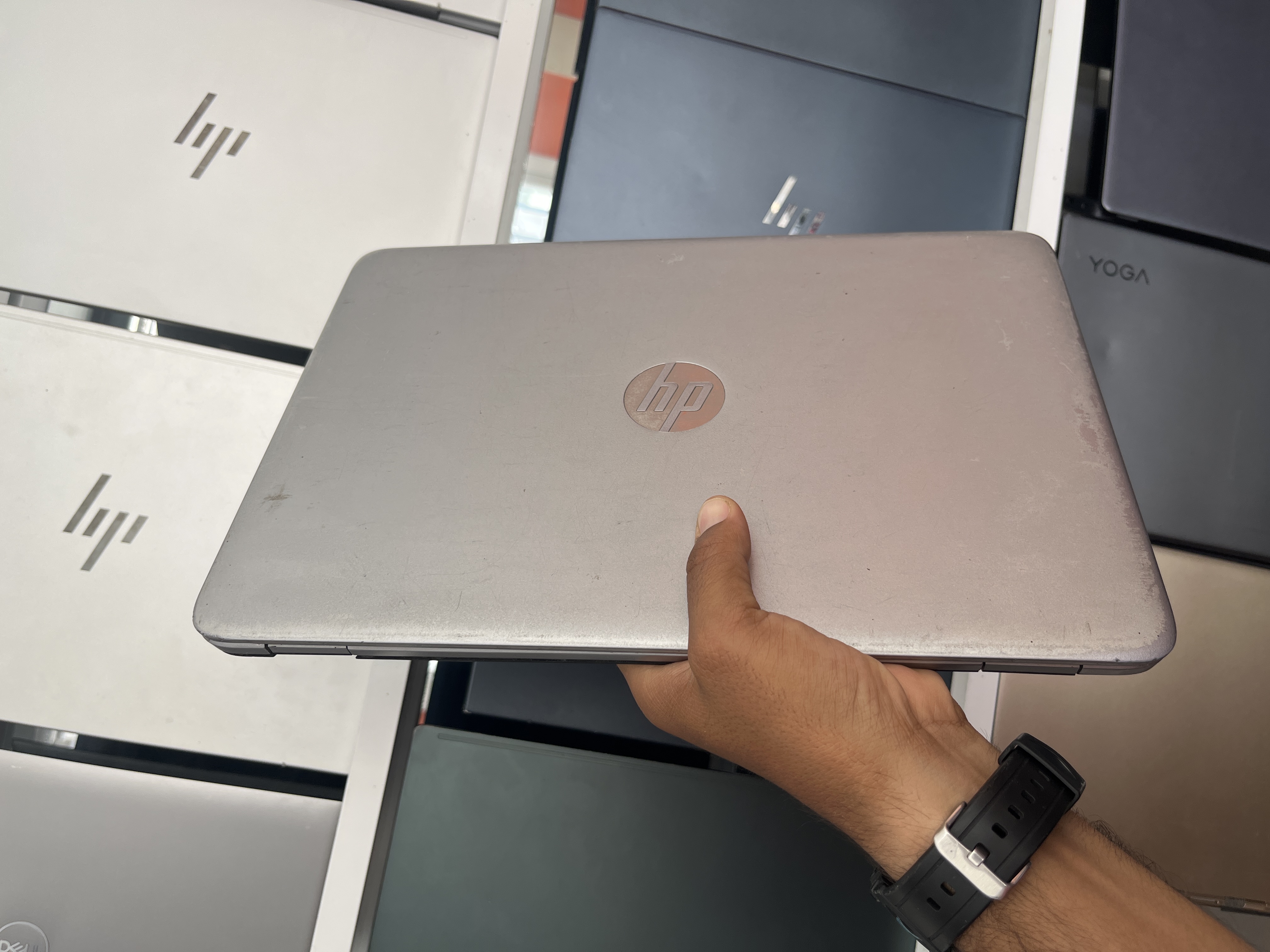 HP HP EliteBook 840 G3 - I5-6300U - 8GB - 128 - 14" - Batterie : 100% - I5-6300U - 8GB - 128 - 14" - Batterie : 100%