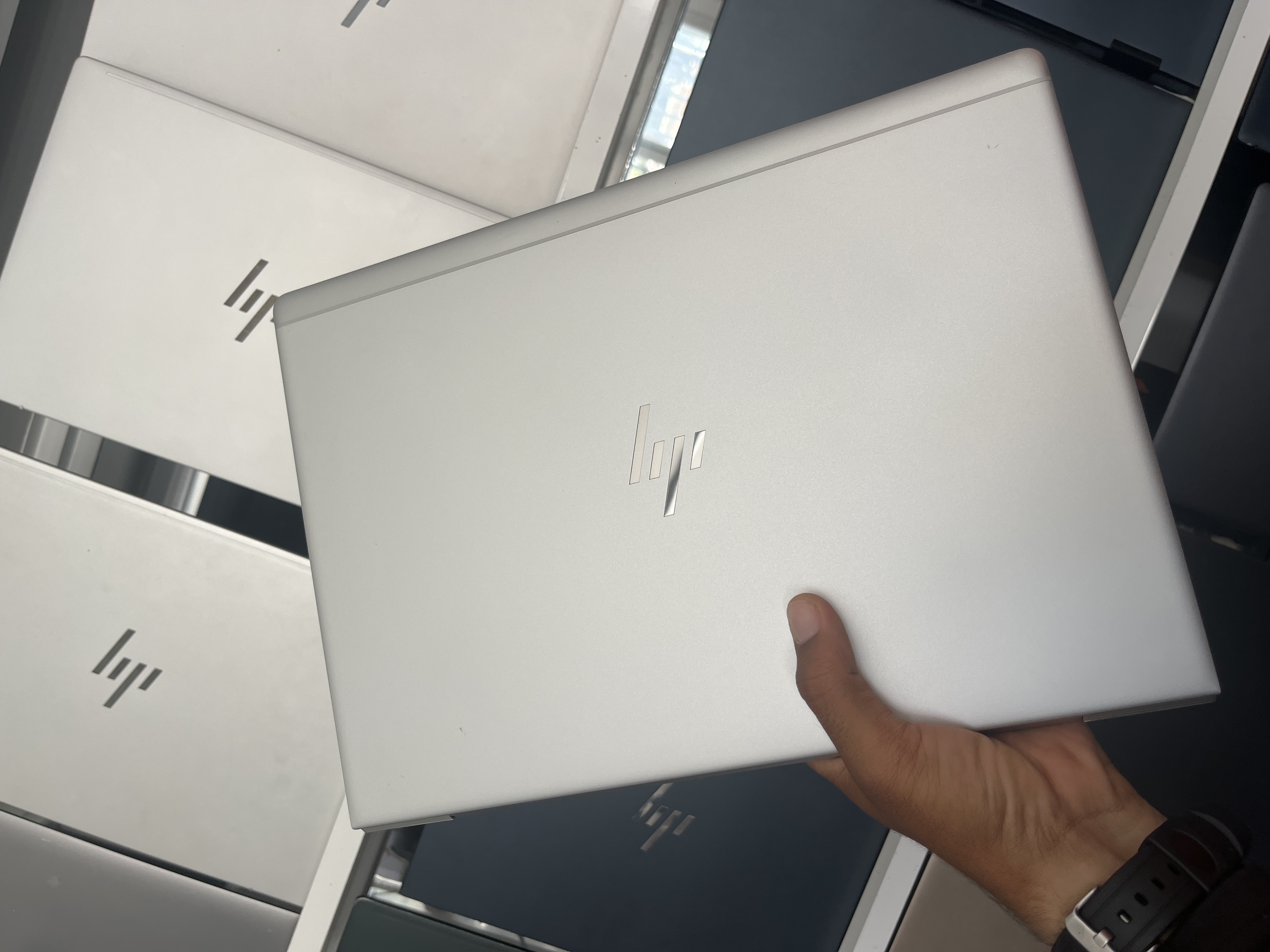 HP HP EliteBook 840 G6 - I7-8565U - 8GB - 512 - 14" - 74% (21Cy)