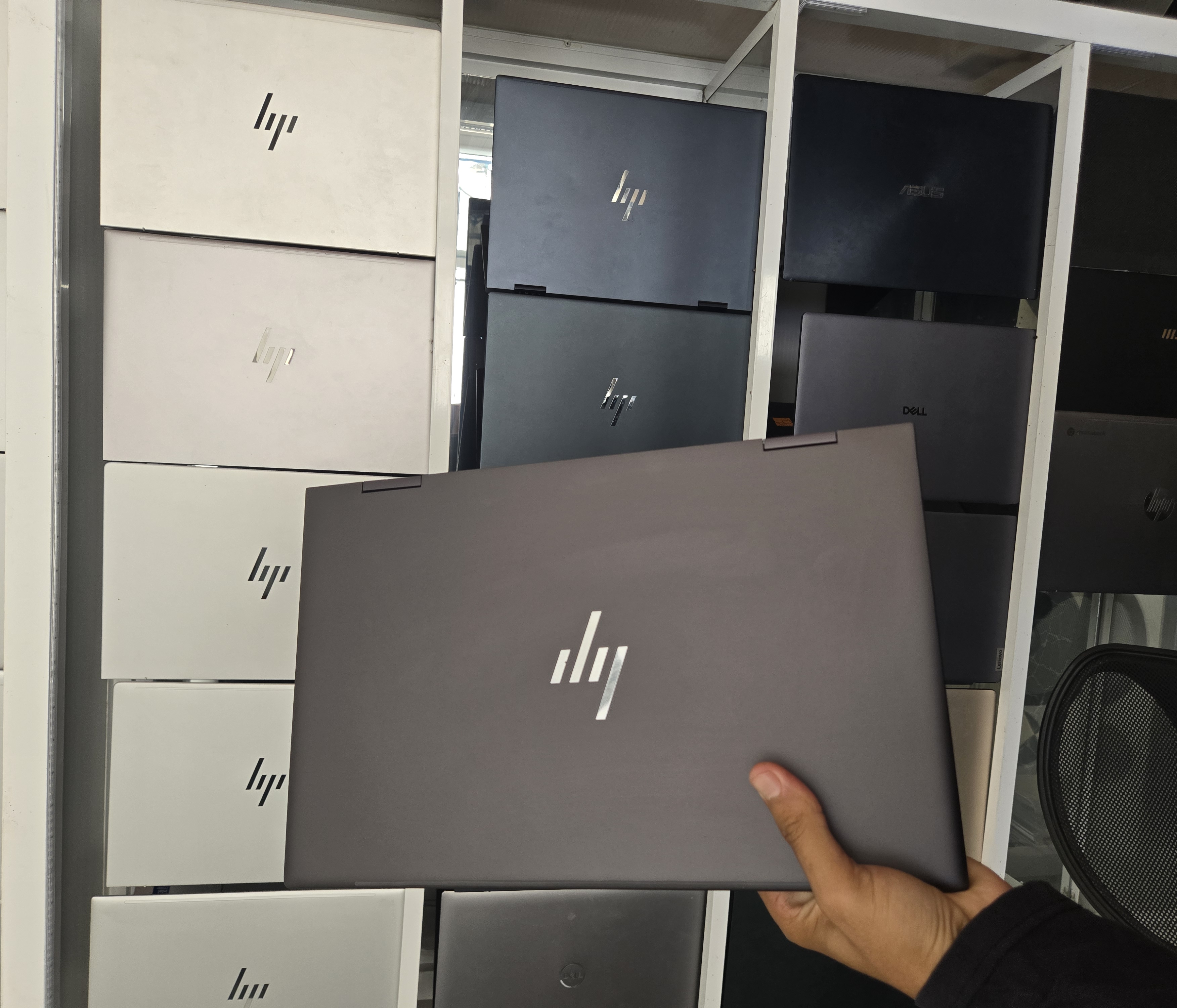HP HP ENVY x360 2-in-1 Laptop 15-ey0xxx - Ryzen 7 5825U - 16GB - 512 - 15" (tactile) - 96%