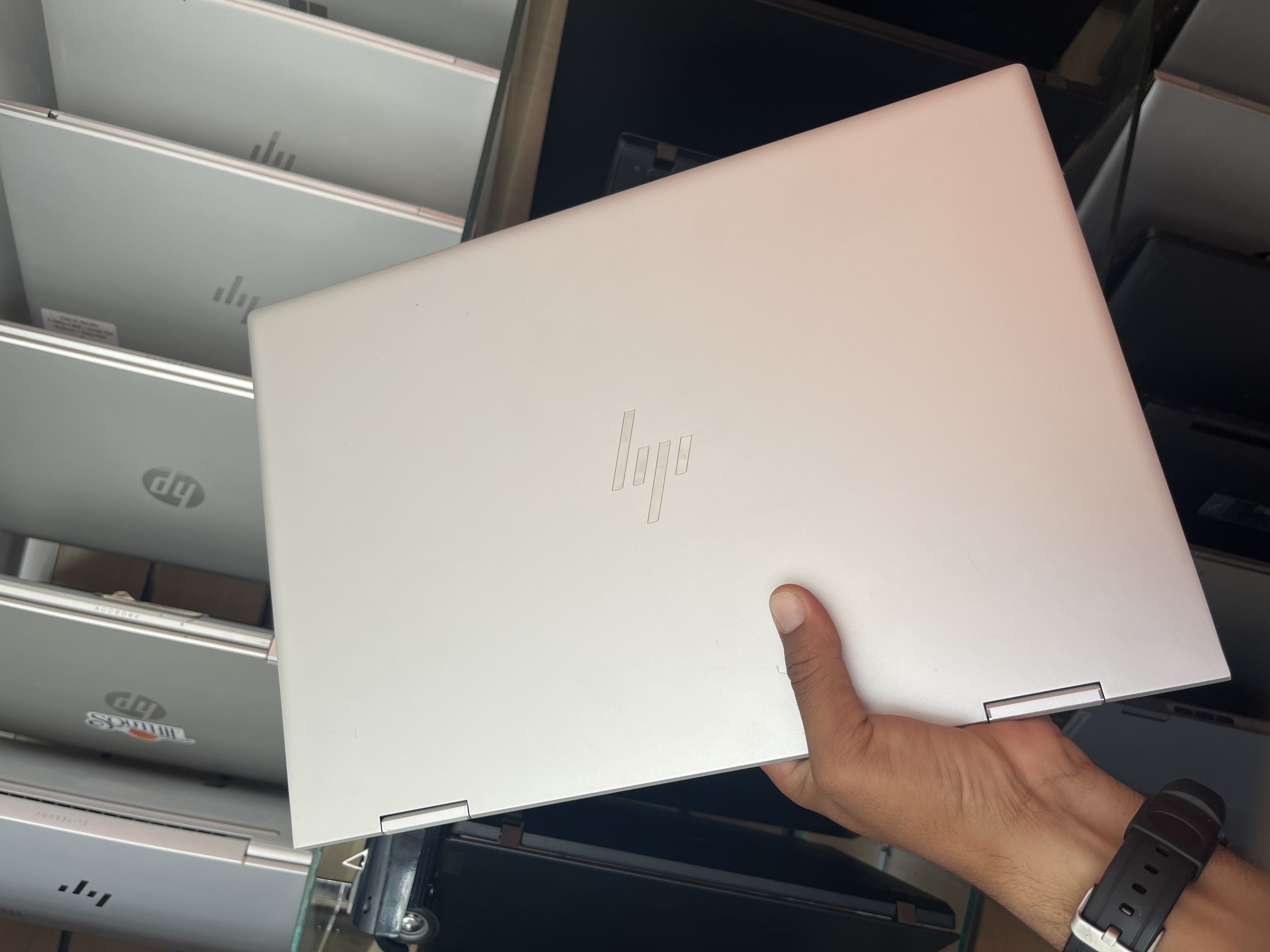 HP HP ENVY x360 Convertible 15-ed0xxx - I5-1035G1 - 8GB - 512 - 15" (tactile) - 74%