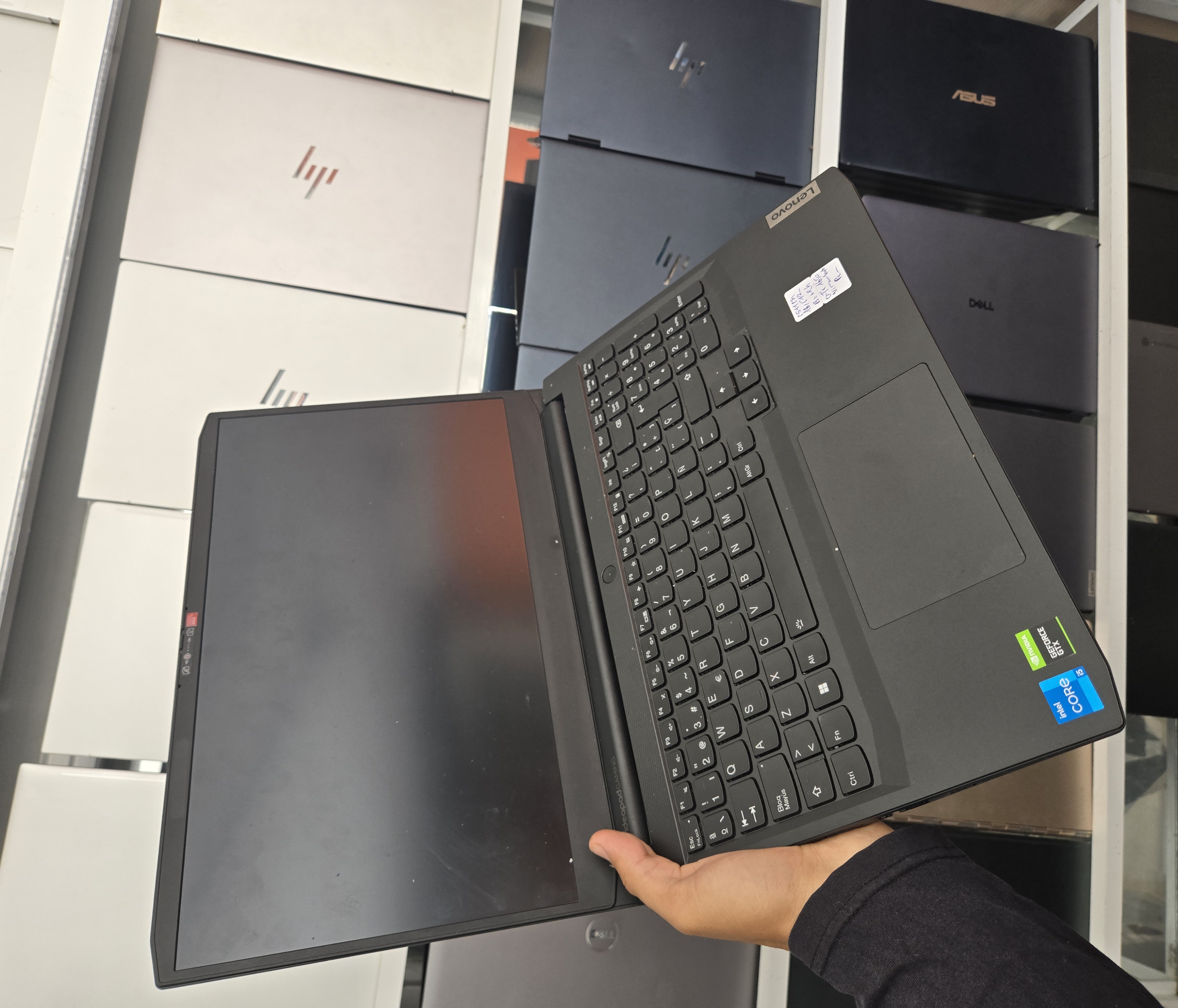 LENOVO IdeaPad Gaming 3 15IHU6 - I5-11320H - 16GB - 512 - 15" - GeForce GTX 1650 / 89% (104Cy)