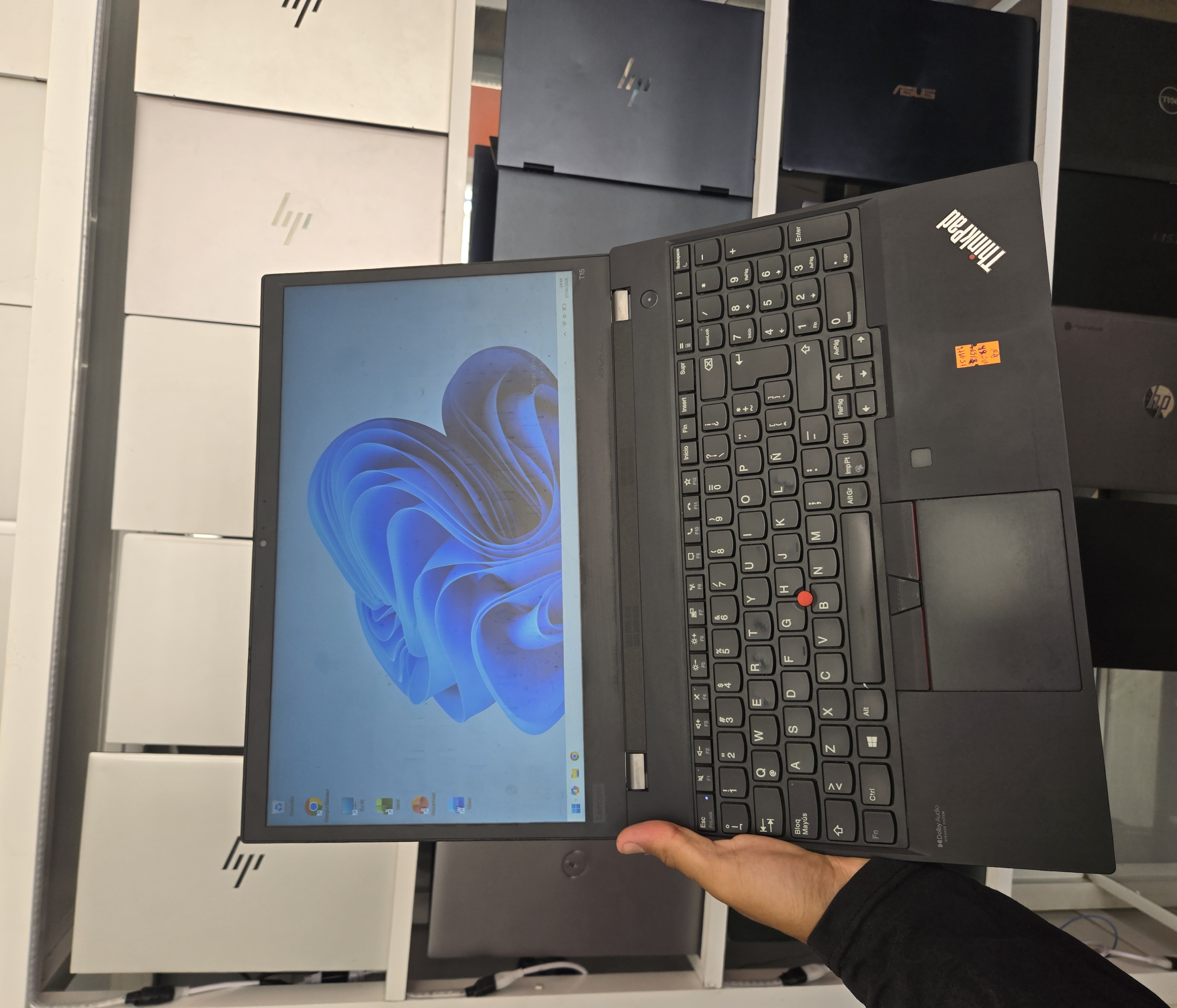 LENOVO ThinkPad T15 Gen 2i - I5-1135G7 - 8GB - 512 - 15" - 80% (648Cy)