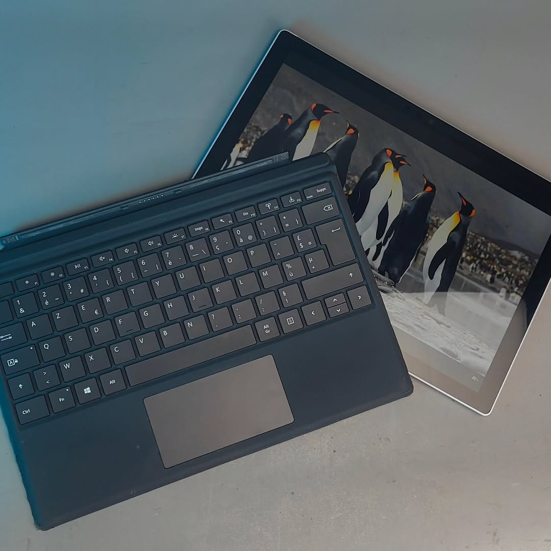 Microsoft Corporation Surface Pro 7+ - I5-1135G7 - 16GB - 256 - 12" (tactile) - 2736x1824 2.5K+ / 83% (191Cy)